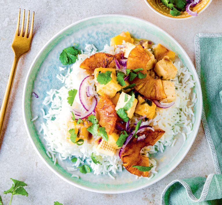 Gebratener Tofu mit Ananas Gebratener Tofu mit Ananas