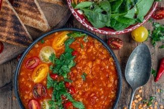 Tomaten-Linsen-Suppe
