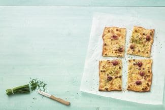 Leckerer Zwiebelkuchen mit Weintrauben für Faule Zwiebelkuchen mit Weintrauben