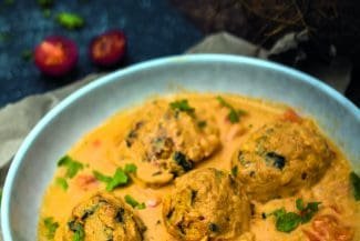 Daal Kofta: Linsenbällchen in Paprika-Curry-Sauce