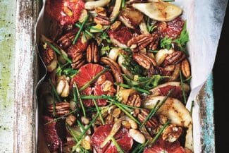 Exotisch: Blutorangen-Cannelini-Salat mit sautiertem Fenchel und Pekannüssen