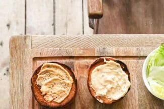 Vegane Mayo — einfach und selbstgemacht Foto: Geraud Pfeiffer: via Pexels, Symbolbild.