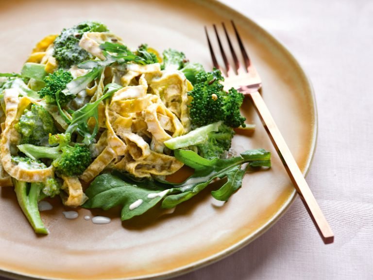 Easy & köstlich: Sesampasta mit Brokkoli Easy & köstlich: Sesampasta mit Brokkoli