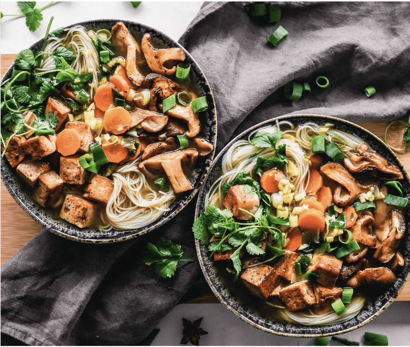 Rezept: Miso-Nudelsuppe mit Tofu und Pilzen