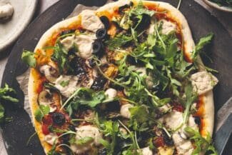 Pizza mit „Cashewkäse“