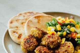 Krass lecker: Falafel mit Mango-Salsa von Mari Hult