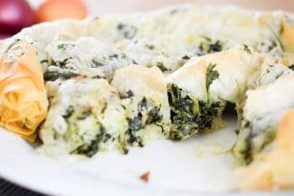 Blätterteig mit Spinat auf griechische Art