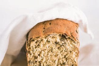 Superfood-Brot mit Bärlauch