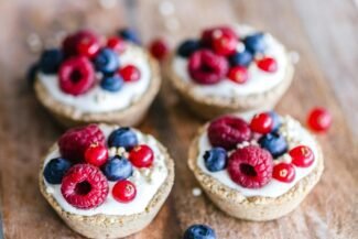 Rezept: Beeren-Törtchen mit Tofu-Creme