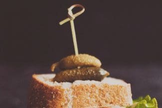 Tofu-Sandwich mit selbstgemachter „Mayonnaise“