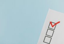 Neue Umfrage-Ergebnisse zeigen: Veganer*innen wählen anders – nicht nur beim Essen