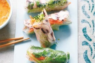 Glücksrollen mit Sweet&Sour-Sauce